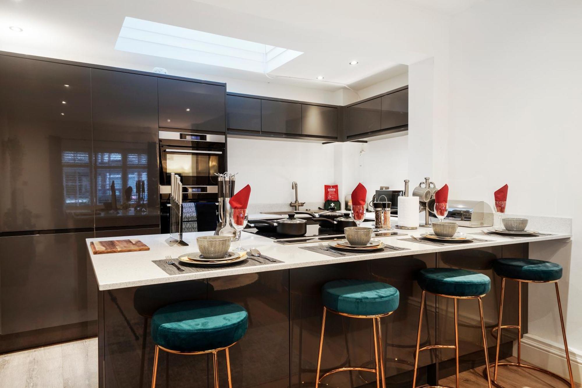 Charming 2 Bed House - Roof Top Terrace & Parking Londres Extérieur photo